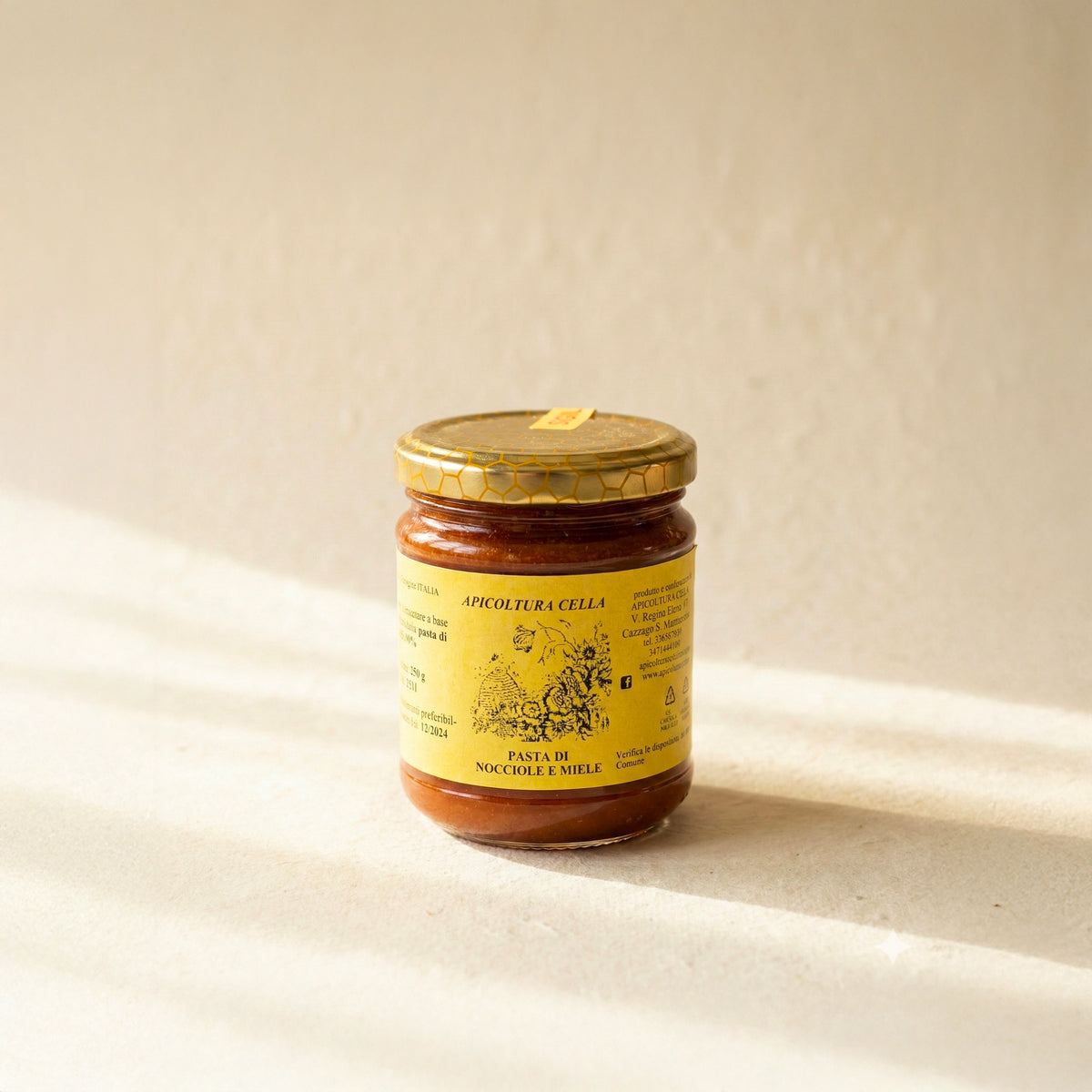 Pasta di nocciole e miele