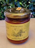 Pasta di nocciole e miele